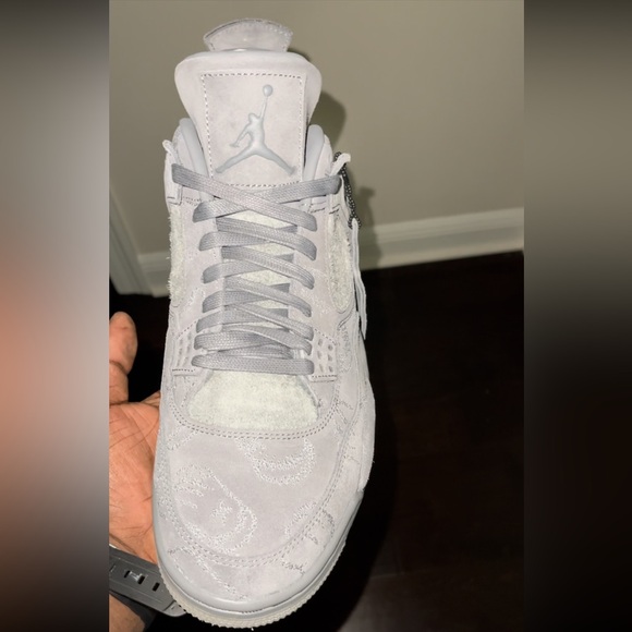 Air Jordan 4 kaws - Picture 3 of 9